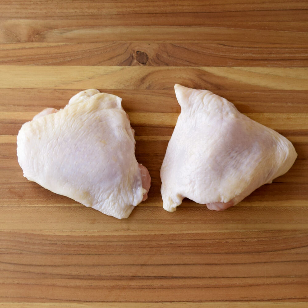Green Circle Chicken, Bone-In and Skin-On Thighs
